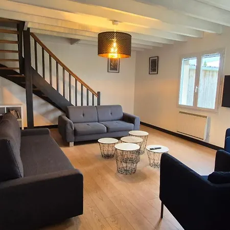 Le Saint Martin Le Convivial 6-8 People * Blaslay